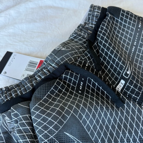 Nike Boys Athletic Terry Fleece Shorts in Black and White - Picture 3 of 8